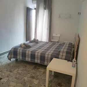 Bed & Breakfast Airport Bagno Privato In, Catania
